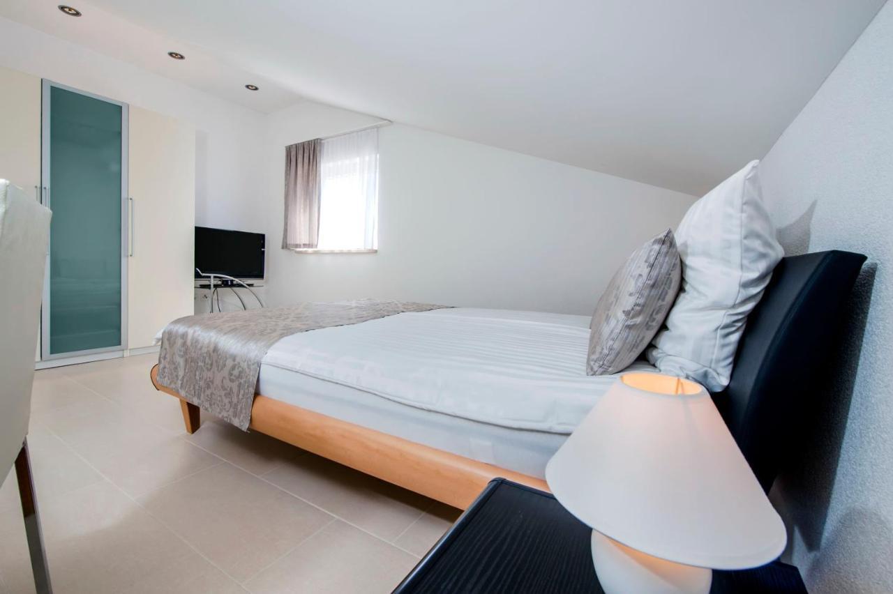 Apartments Anamar Rovinj Exterior foto
